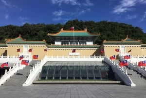 Vanuit Keelung: Privé Taipei Stad Landmarks Excursie aan wal