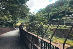 From Taipei: Private Sandiaoling & Makang Day Trip