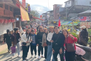 From Taipei: Shifen, Jiufen, and Yehliu Geopark Day Tour