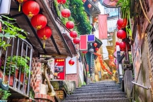 From Taipei: Shifen, Jiufen, and Yehliu Guided Day Trip