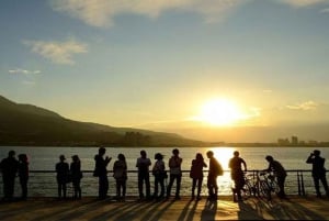 Złote światło i delikatny wiatr: dzień nad wybrzeżem Tamsui