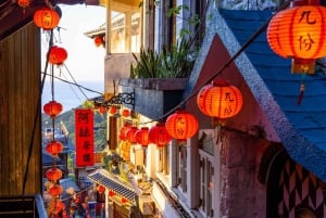 Taipei: Jiufen and Shihfen Half Day Tour