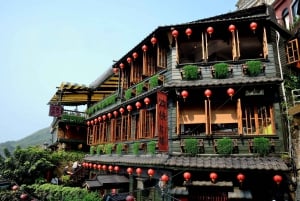 Jiufen: private transfer to and from Taipei City