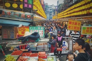 Keelung: Visita guiada a pé com snacks e bebidas