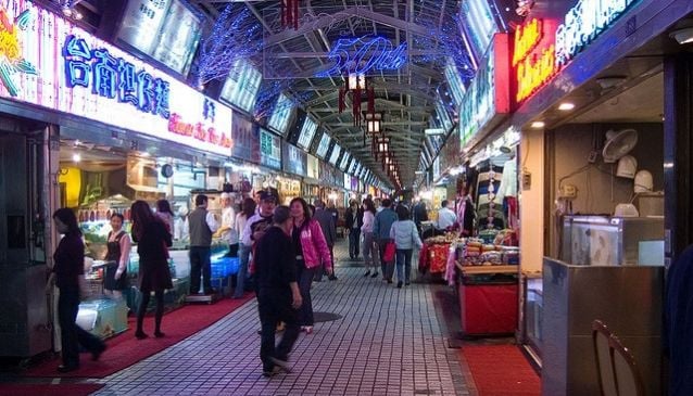 Night Market ved Longshan Temple
