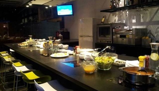 Moto Deli Cafe Restaurant