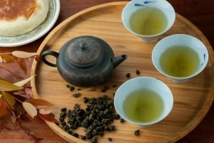 Sorseggiare e assaporare: 🚠 Tour privato del tè Maokong e del tofu Shenkeng