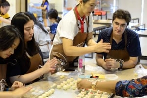Zoetigheden op straat: Taipei avontuur met 🍍 Cake DIY