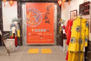 Taipei: 9-Hour Culture & Opera Day Tour at TaipeiEYE