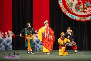 Taipei: 9-Hour Culture & Opera Day Tour at TaipeiEYE