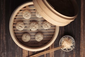 Taipei: Dumplings (XiaoLongBao) & Beef Noodles Cooking Class