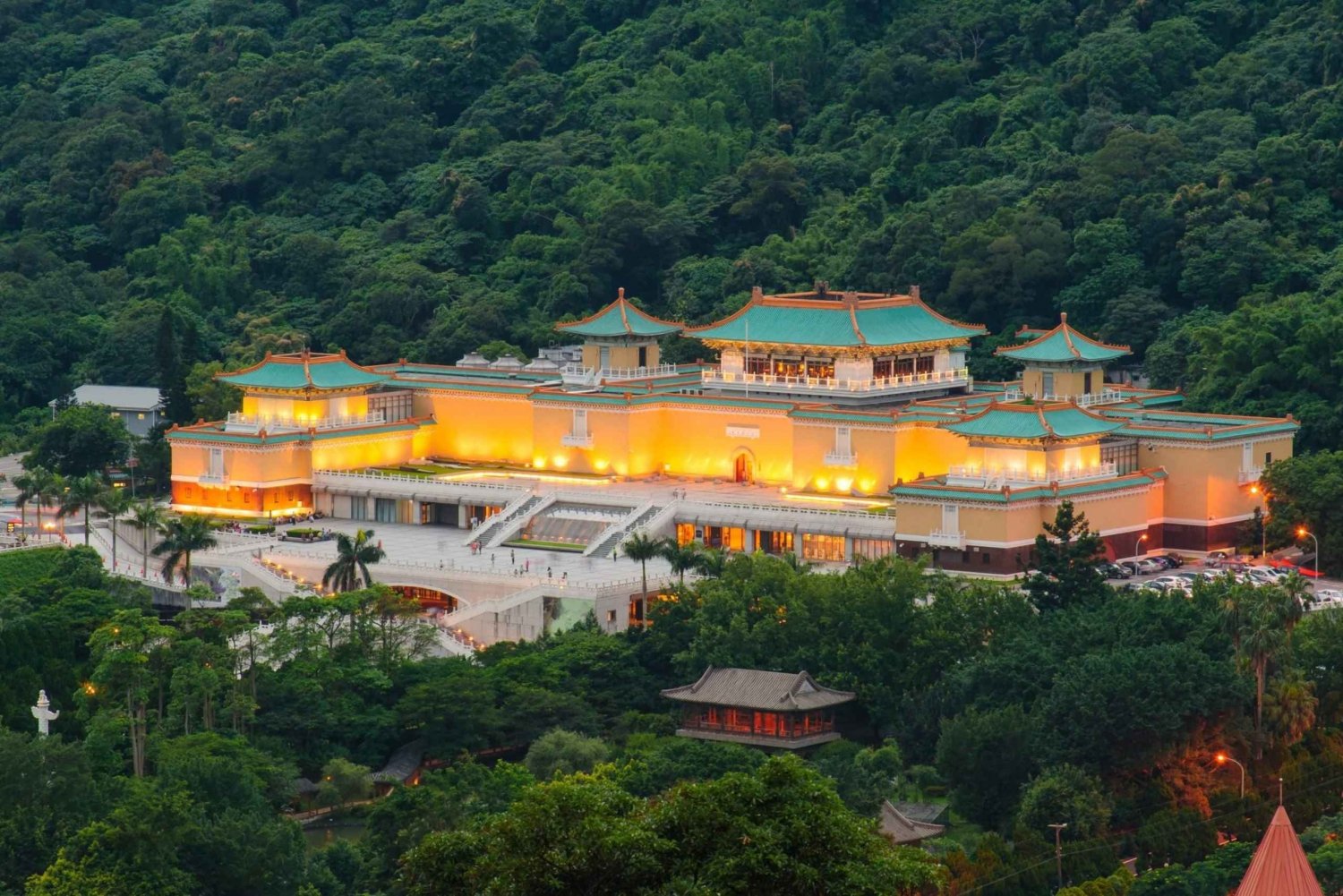 Taipei: Kansallinen palatsimuseo, Beitou ja Dadaocheng-kierros