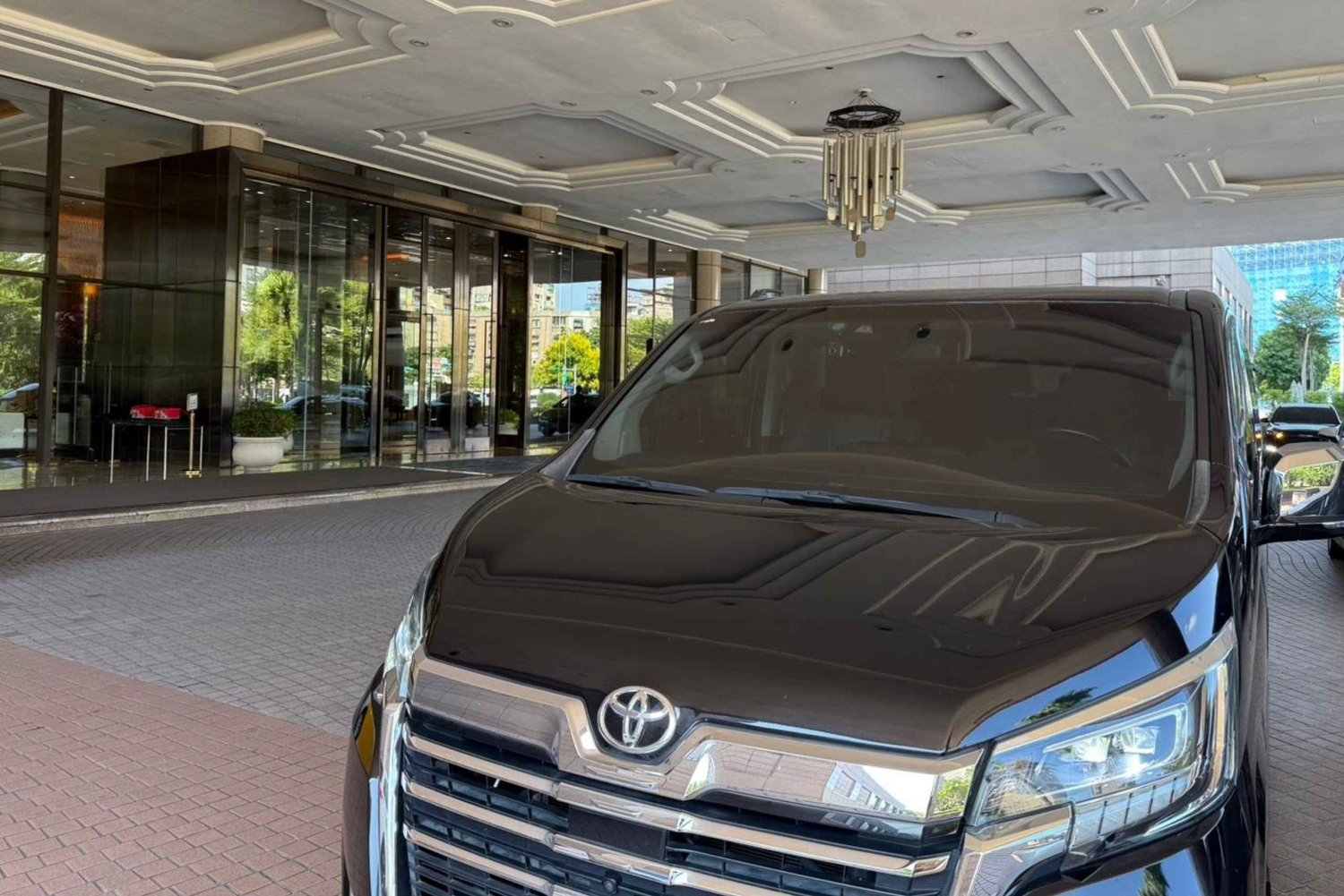 Taipei: Neidong Forest, Luxury Hot Spring & Bitan Boat Ride