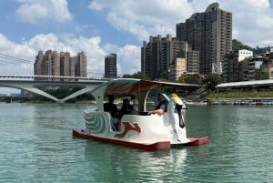 Taipei: Neidong Forest, Luxury Hot Spring & Bitan Boat Ride