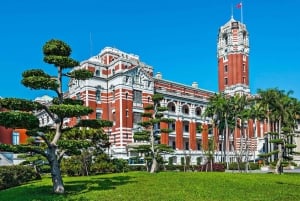 Taipei: Pineapple Cake Workshop & Historical City Tour