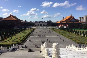 Taipei: Private 5-Hour Layover Tour from TPE Airport