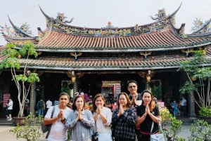 Taipei: tour privato di 1 giorno in auto