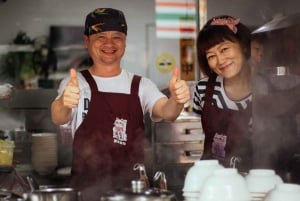 Taipei: tour gastronomico privato – 10 degustazioni con gente del posto