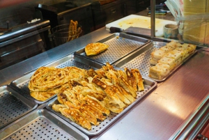 Taipei: Taiwan Traditional Breakfast & Market & Tea Tasting