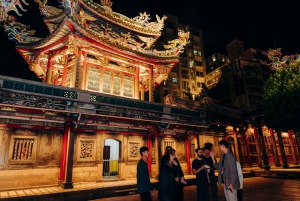 Taipei's Origin & Longshan Temple - Taiwan Cultural Tour