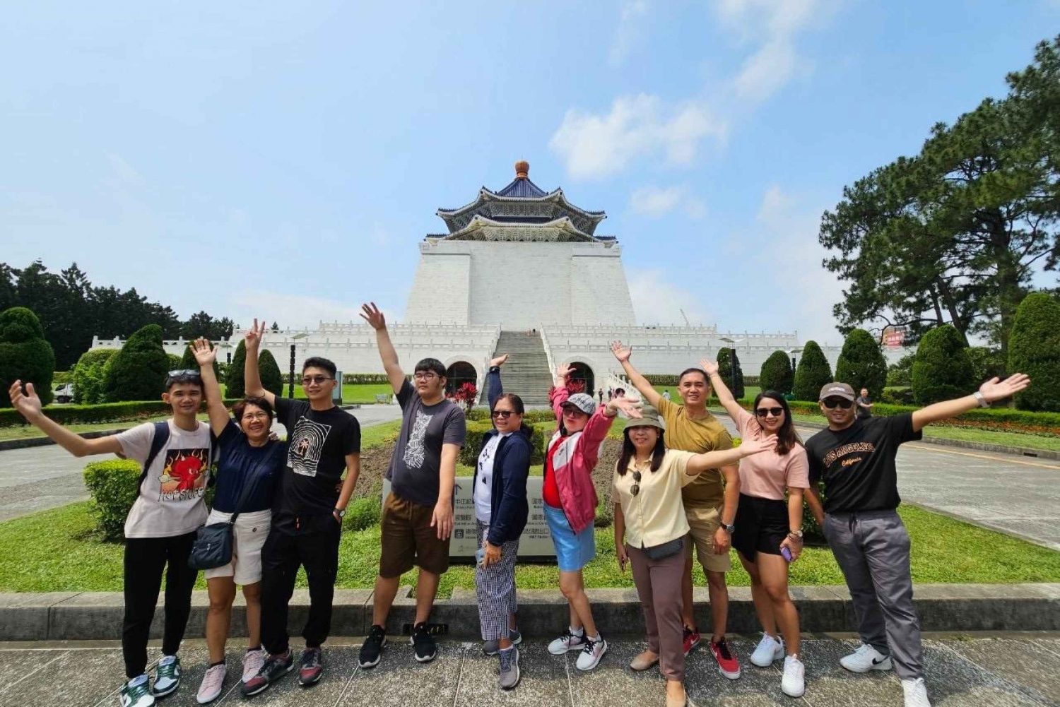 Taiwan: 4 Tage Taipeh Landarrangement (private Tour+Hotel)