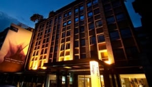 Tango Hotel Linsen