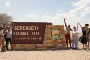 3 päivän Serengeti & Ngorongoro ryhmäleirintäsafari
