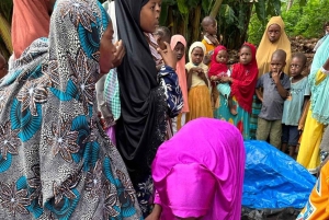 ヌングウィとケンドワの海岸沿いの小道や村々を巡る3時間のクアッドツアー