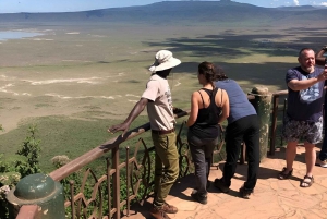 4 päivän safari Kilimanjaron vaellus, Serengeti & Ngorongoro