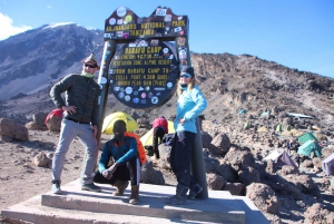 7 päivää Machame Route Kilimanjaro kiipeily ryhmä liittyminen Tour