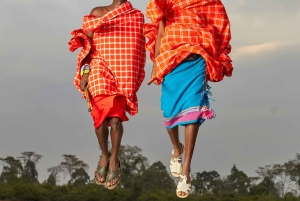 Arusha: Safari di 6 giorni nel Serengeti con visita al villaggio Masai