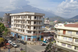 Arusha: Stadsvandring med lunch, klocktorn och museum