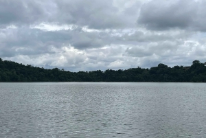 Arusha: Kombi-See Duluti Wanderung und Kanutour, Transfer