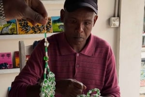 アルーシャ：トゥクトゥクに乗って楽しむ夜の文化と工芸品ツアー