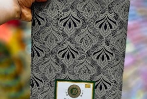 アルーシャ：トゥクトゥクに乗って楽しむ夜の文化と工芸品ツアー