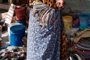 Arusha: Maasai-markkinoiden opastettu kierros