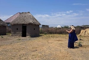 Аруша: ночь в деревне масаи.