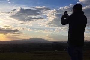 Arusha: Panoramic Sunset View with Food Options