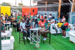 ダルエスサラーム：専用車による6時間の市内観光ツアー