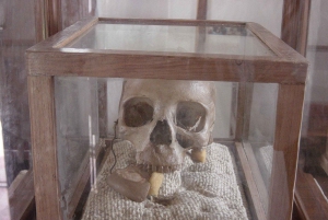 ダルエスサラーム：専用車による6時間の市内観光ツアー