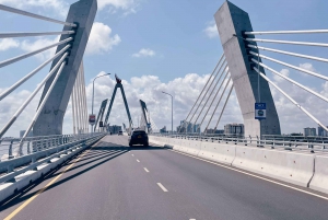 ダルエスサラーム：専用車による6時間の市内観光ツアー