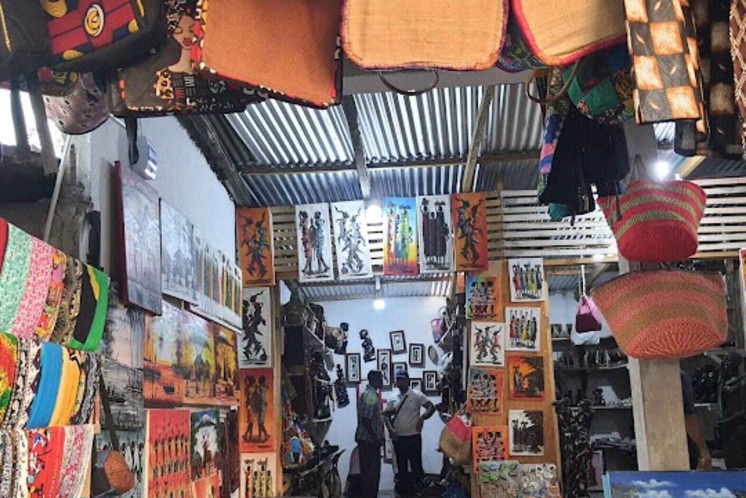 Dar es Salaam: Visita al mercado de arte y artesanía y compras
