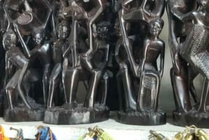 Dar es Salaam: Visita al mercado de arte y artesanía y compras