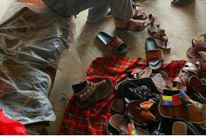 Dar es Salaam: Visita al mercado de arte y artesanía y compras