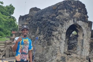 Dar es Salaam i Bagamoyo: 2-dniowa wycieczka z przewodnikiem i obiad