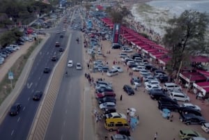 Dar es Salaam: Tuktuk-tur til Coco Beach med street food