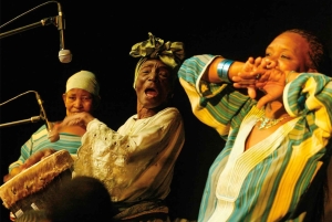 ダルエスサラーム：ライブ音楽とストーリーテリングを楽しむディナーをお楽しみください