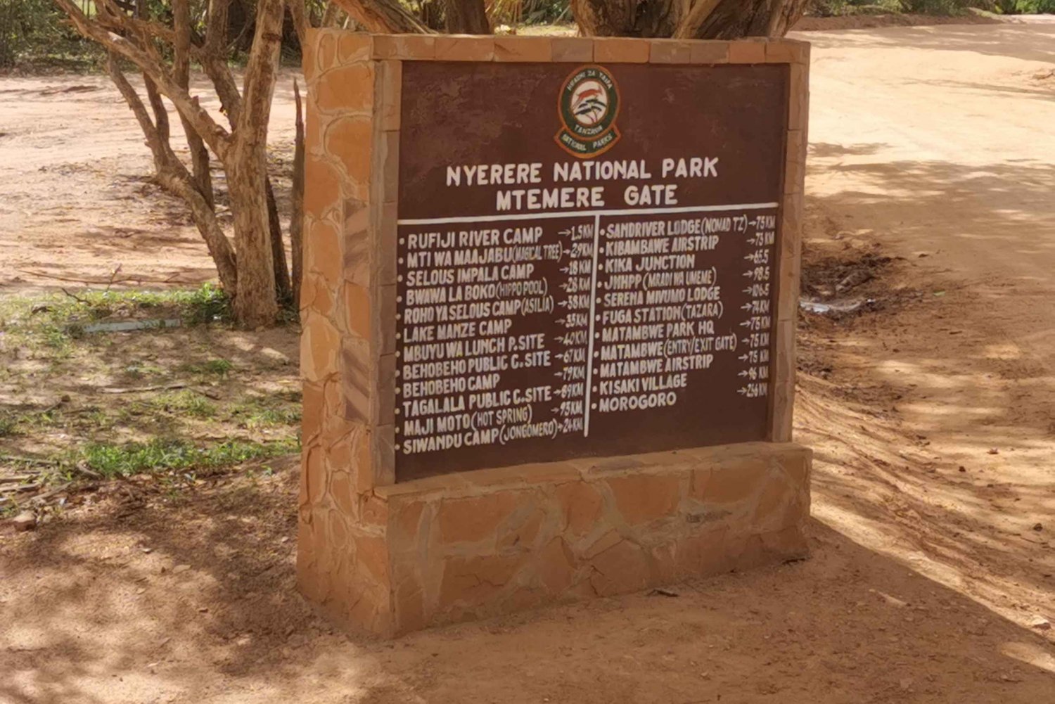 Dar Es Salaam: Overnight Safari Tour Nyerere National Park