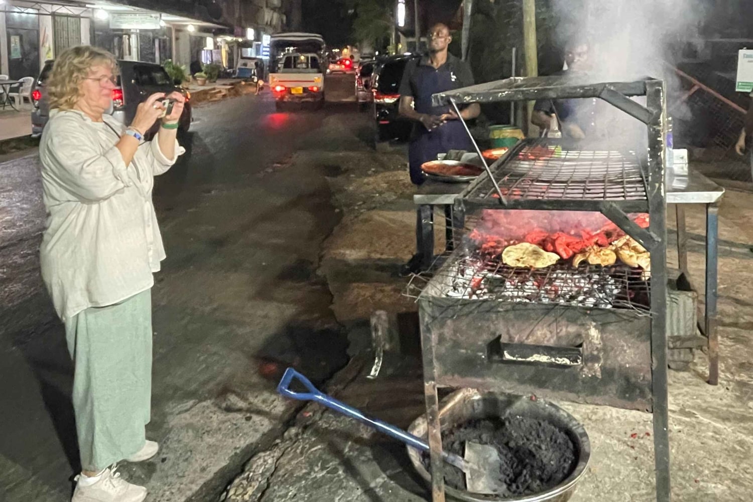 Dar es Salaam: yksityinen ruokakierros – 10 maistiaista paikallisten kanssa