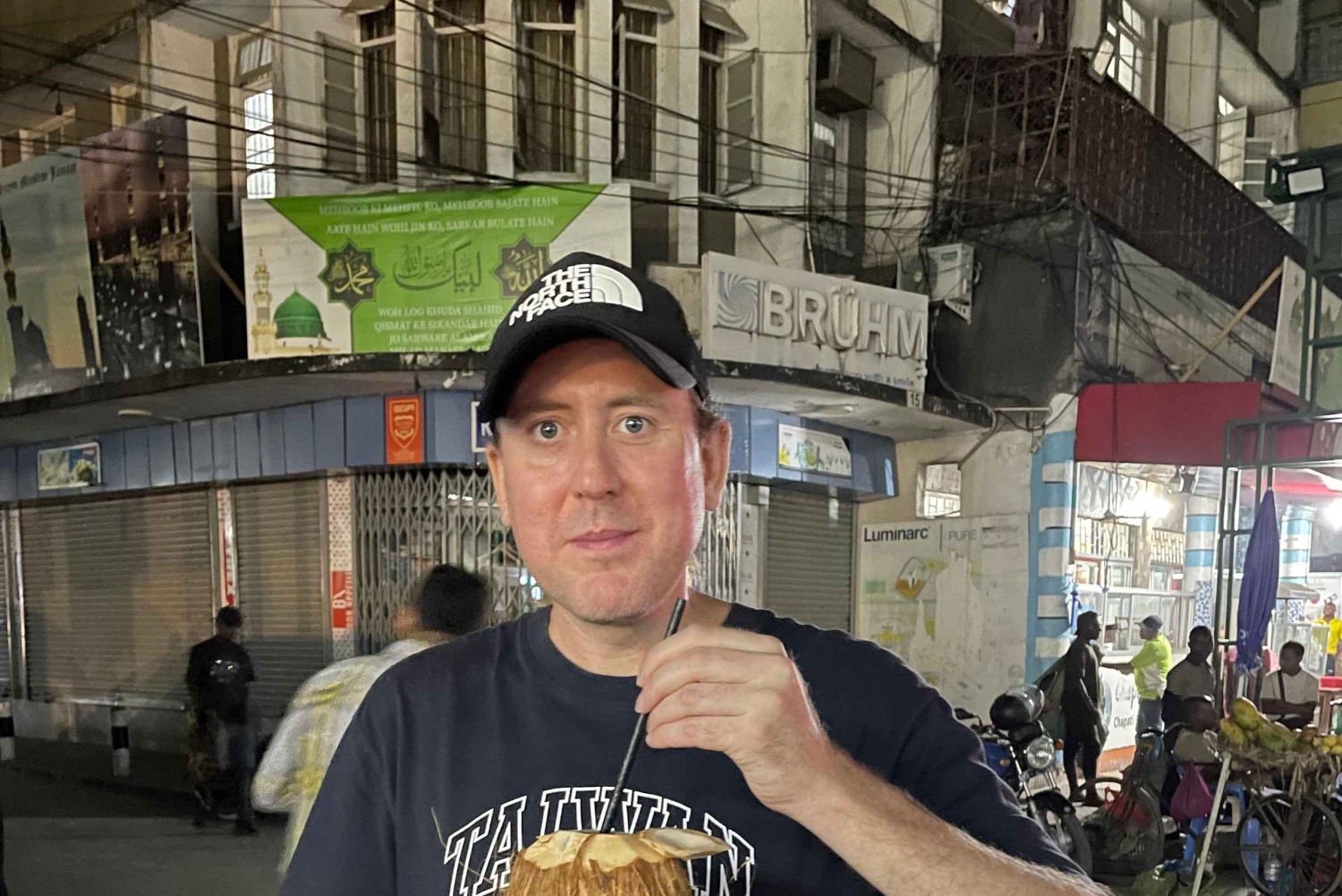 Dar es Salaam: yksityinen ruokakierros – 10 maistiaista paikallisten kanssa